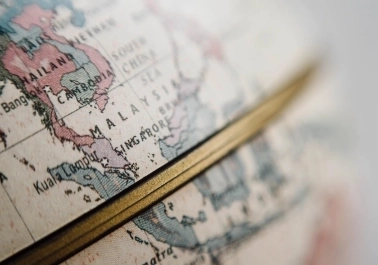 Maps as Storytelling Tools: Enriching Narratives with Visual Representations Image